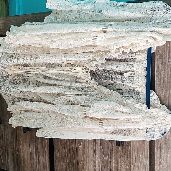 Spell Rhiannon blouse M/L - Picture 3 of 3